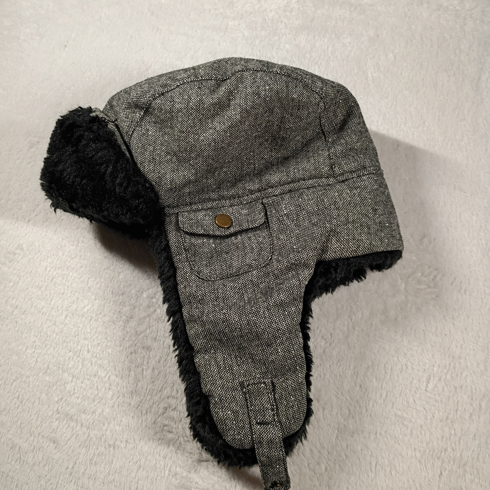 Trapper Aviator Faux Fur Winter Hat Ear Flap Gray Black One Size